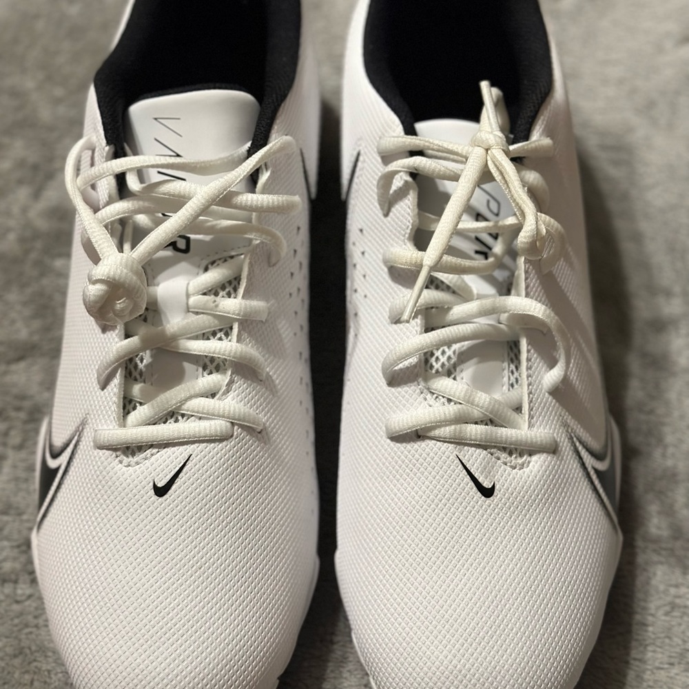 Nike Vapor Edge Shark, white and black, size 11 1/2